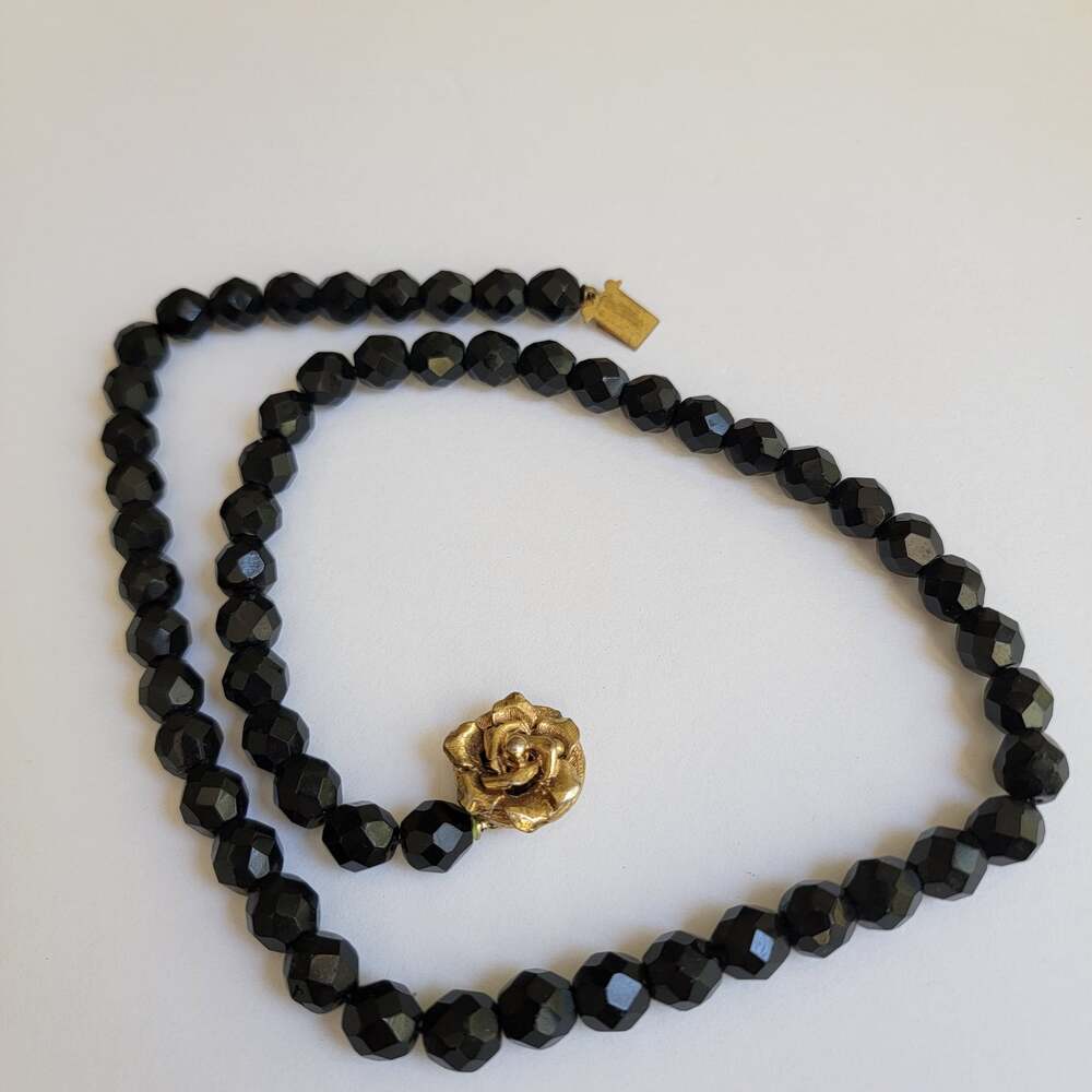Vintage Black Bead Necklace Gold Tone Rose Clasp Floral Jewelry 21 Inch